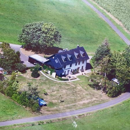 Ferienwohnung Huegelhaus Plütscheid Exteriör bild