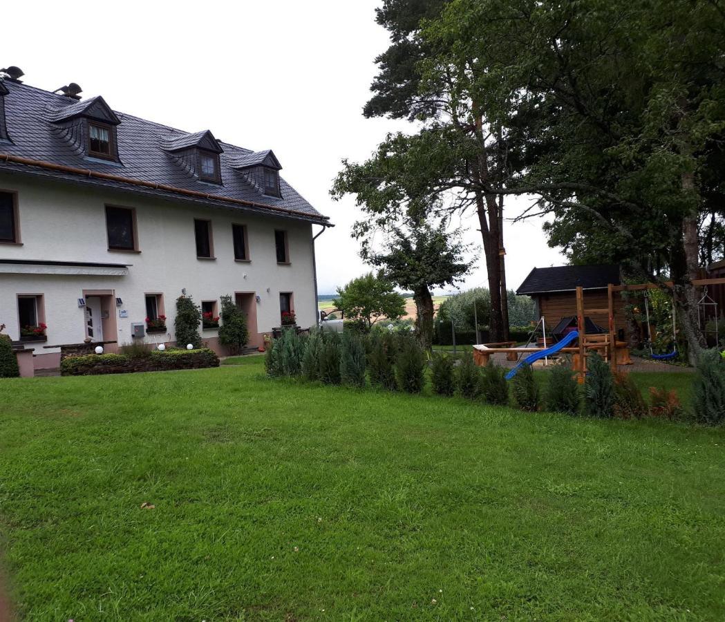Ferienwohnung Huegelhaus Plütscheid Exteriör bild
